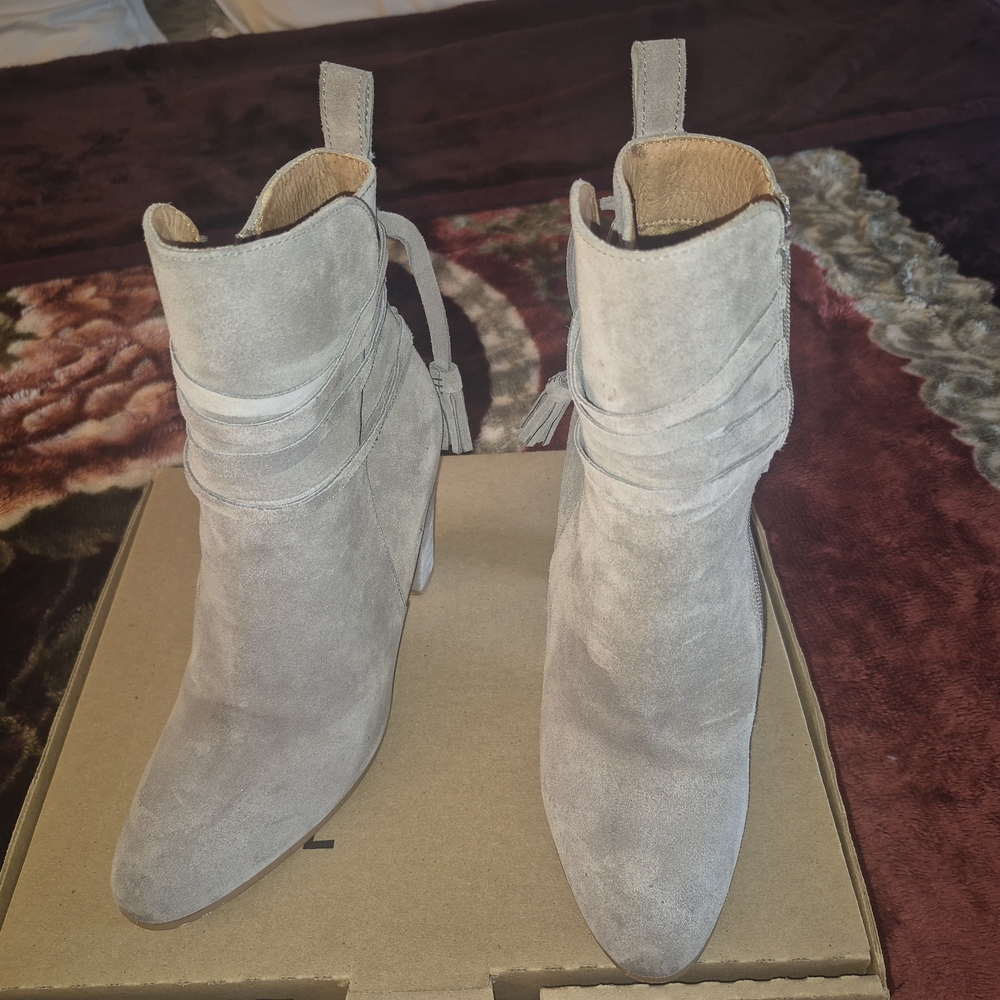 Stylish Gray Suede Ankle Boots